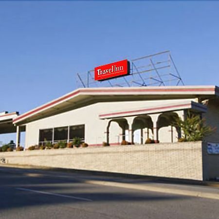 Travelodge By Wyndham Lynchburg Exterior photo